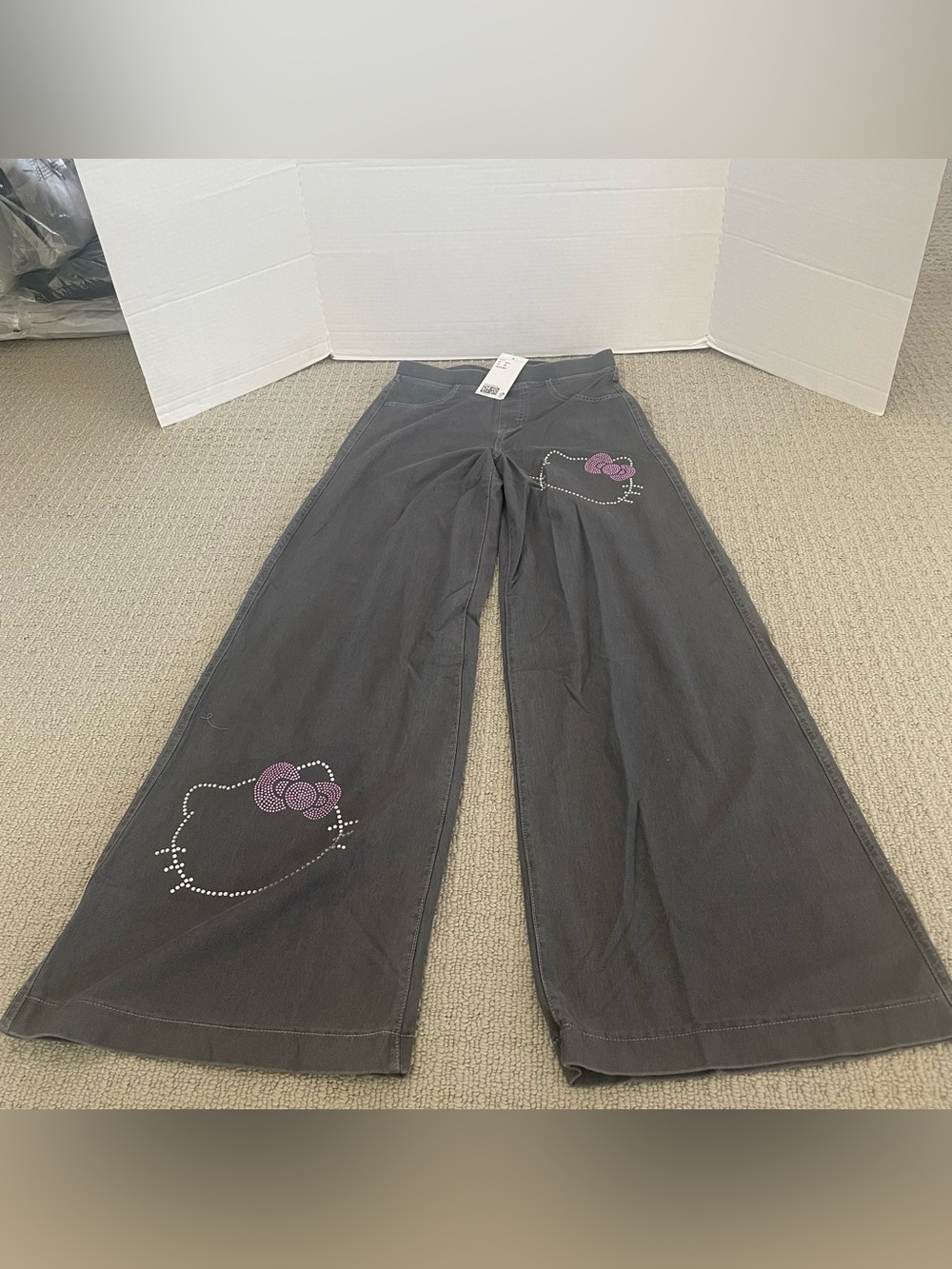 NWT juniors hello kitty denim wide leg pull on pants